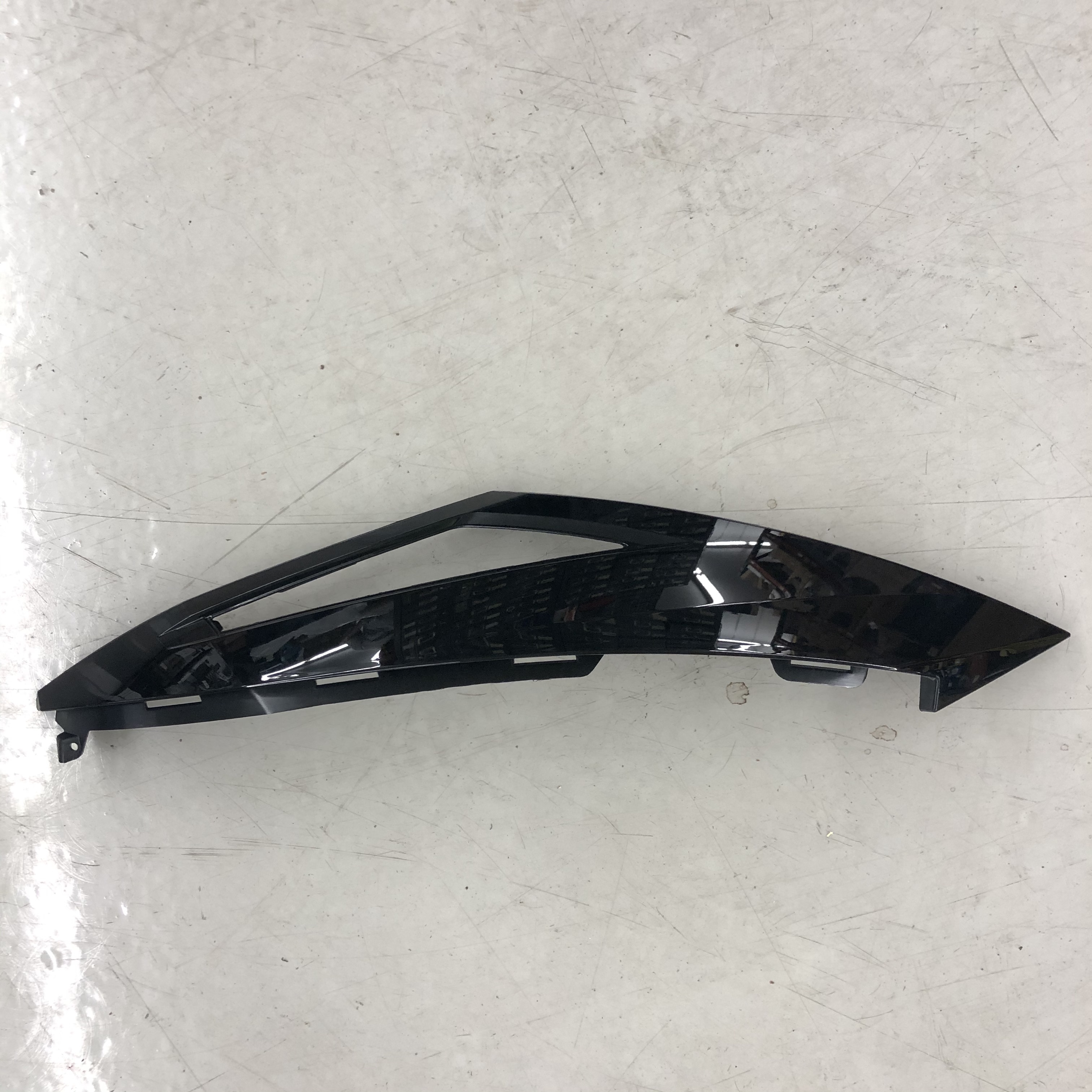 ARCTIC CAT RIGHT UPPER SIDE PANEL-RS - Black Diamond Xtreme