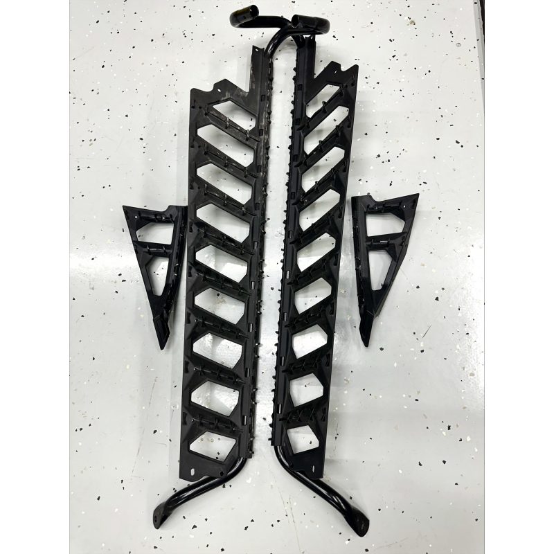 CATALYST COMPOSITE RUNNING BOARD SET - Black Diamond Xtreme